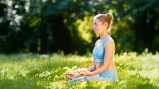 瞑想の探究～内なる平和への導き、悟りへと向かう
